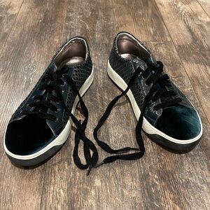 🌺Johnston & Murphy Black and Green Women's Sneakers